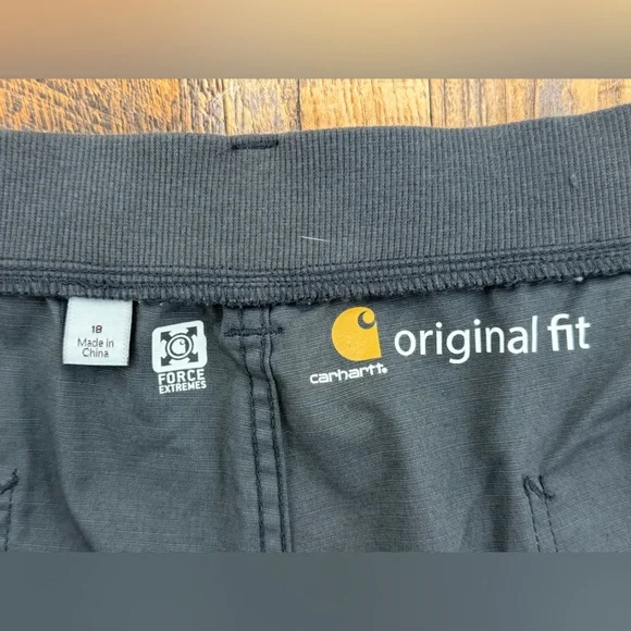 Carhartt Women’s Original Fit Cargo Work Shorts with Utility Pockets, Size 18 - Picture 12 of 13